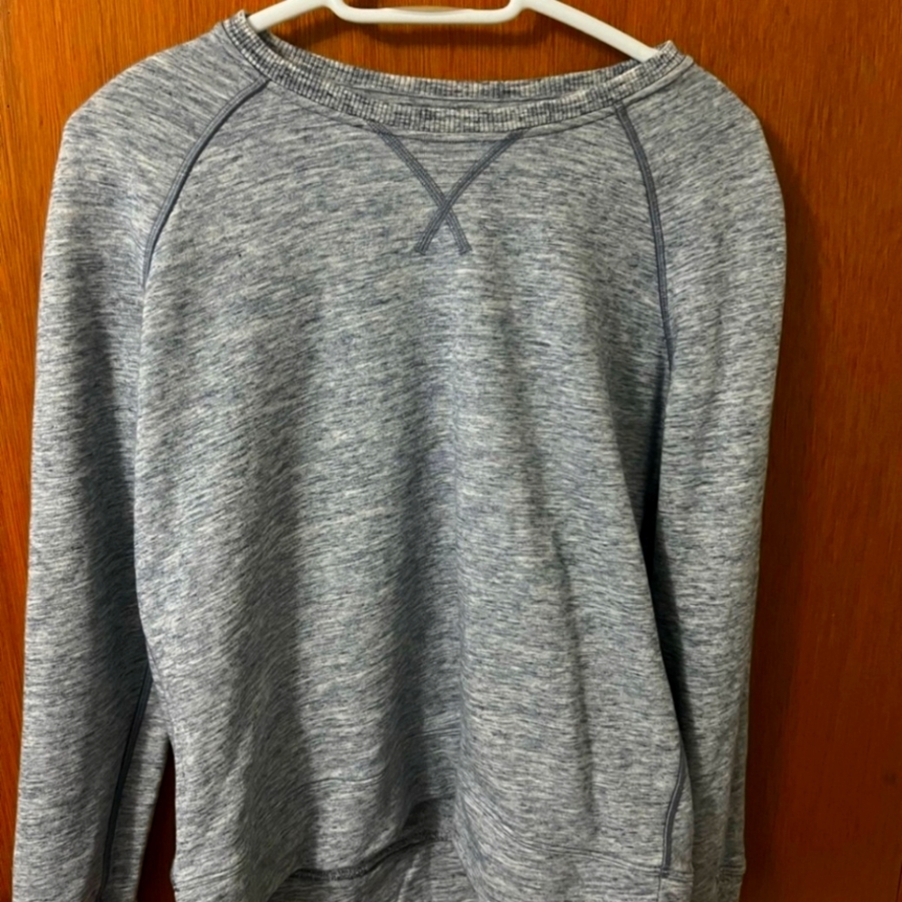 Lululemon sweater
